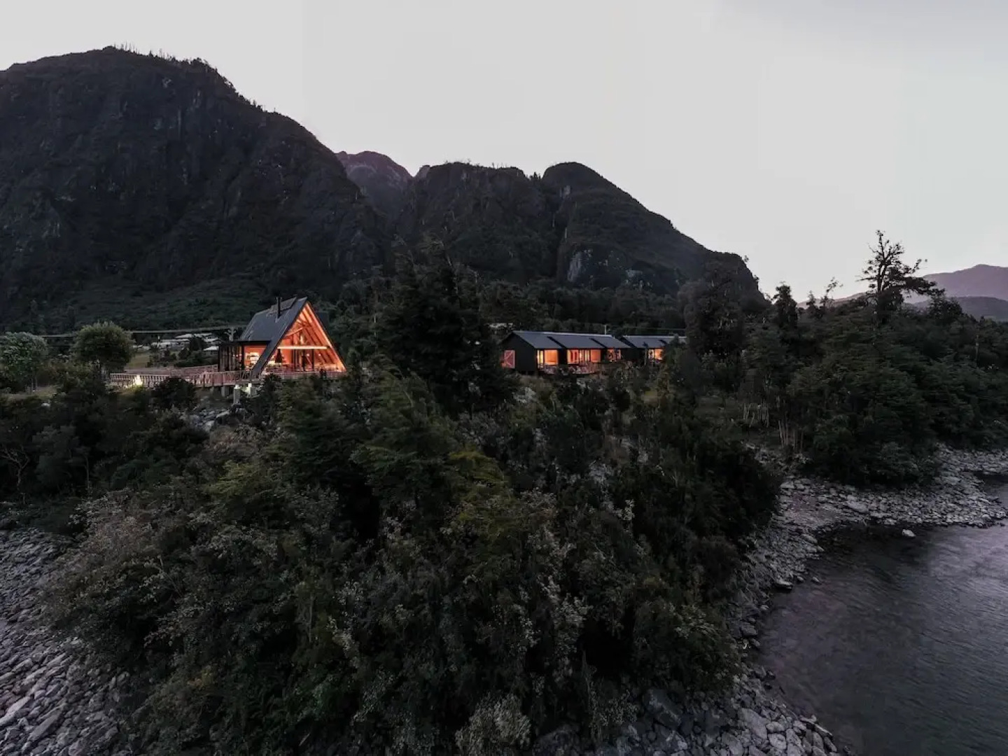 Tawa Refugio del Puelo