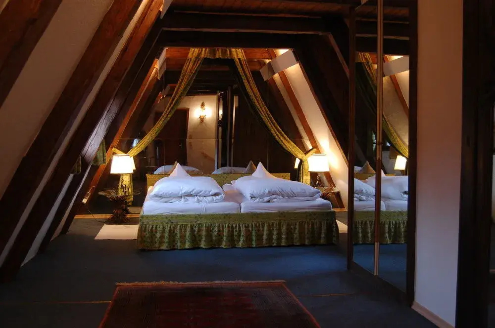 Schlosshotel Burgstall