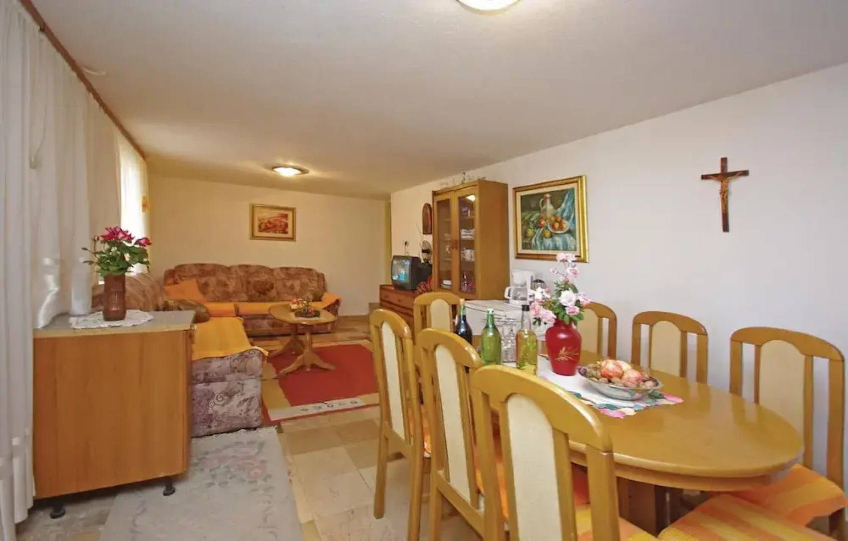 Beautiful Home in Podaca With Wifi and 4 Bedrooms