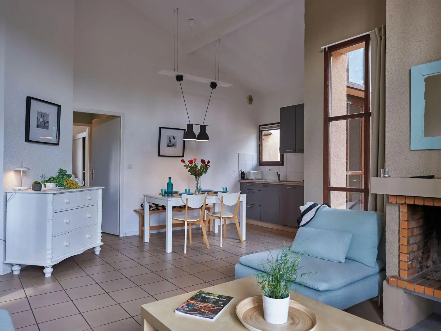 Luxurious detached villa in a nature reserve with a castle