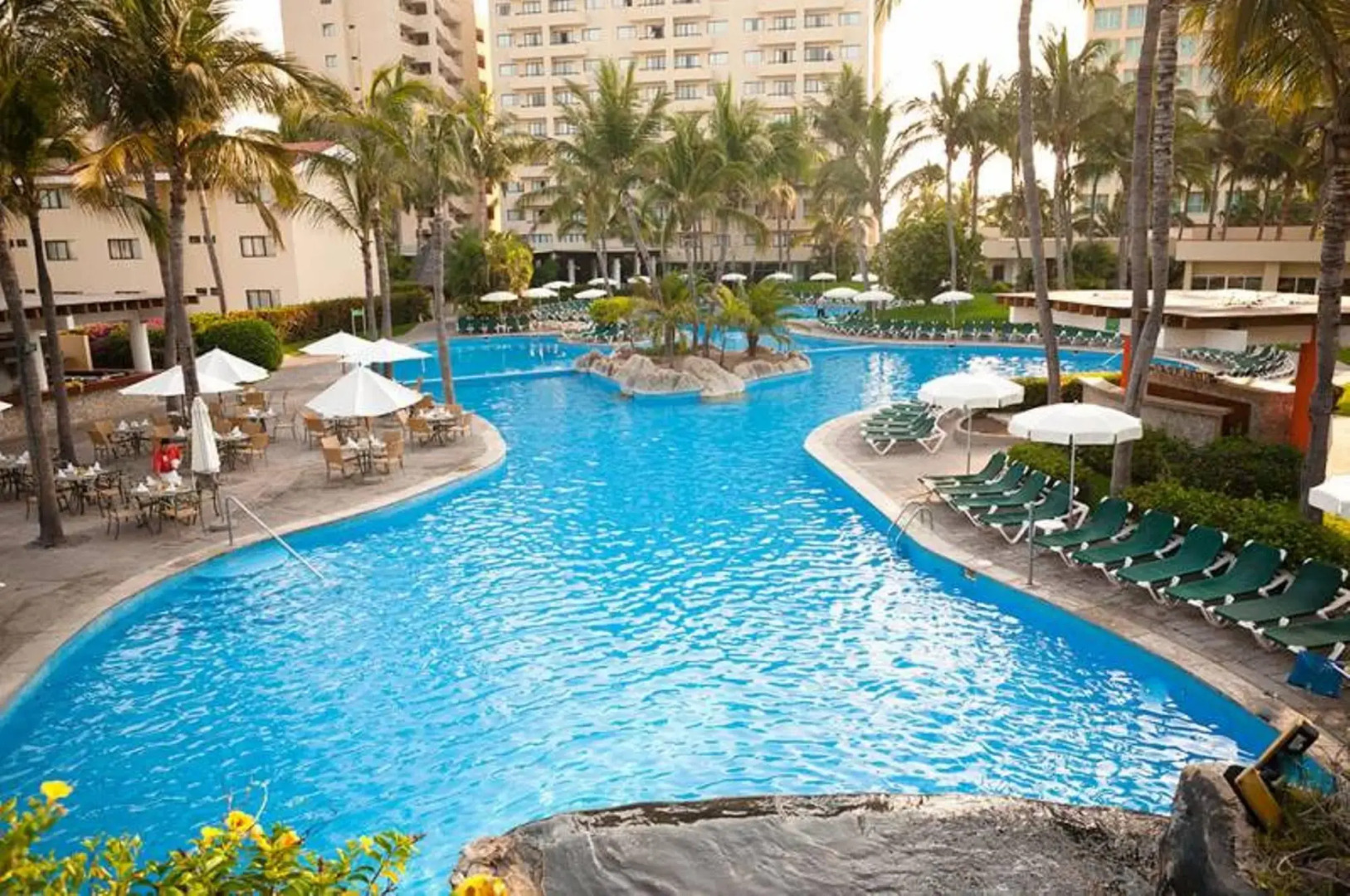 Ocean Breeze Hotel Mazatlan