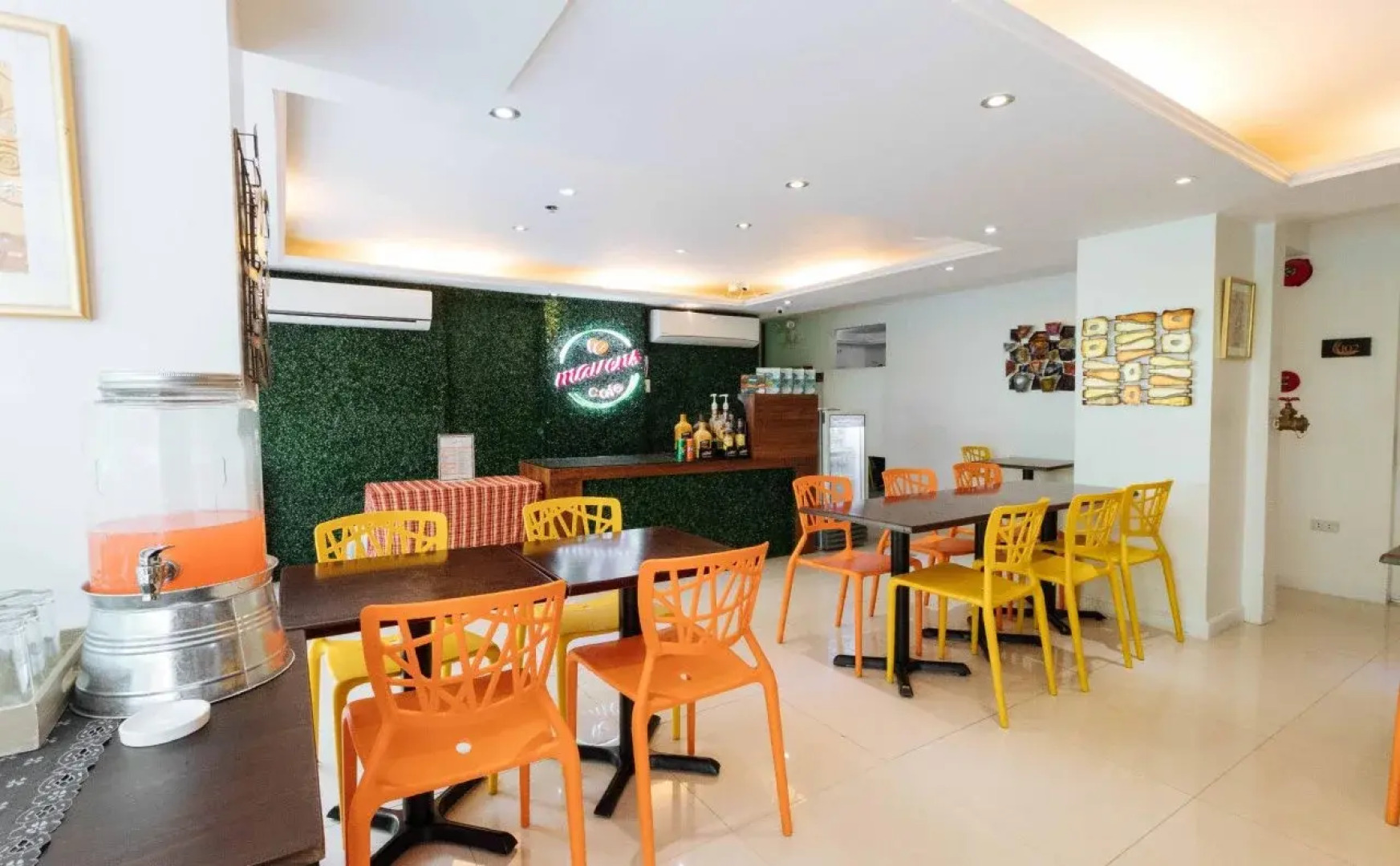 OYO 860 Premium Nest Nano Makati Suites (Vaccinated Staff)