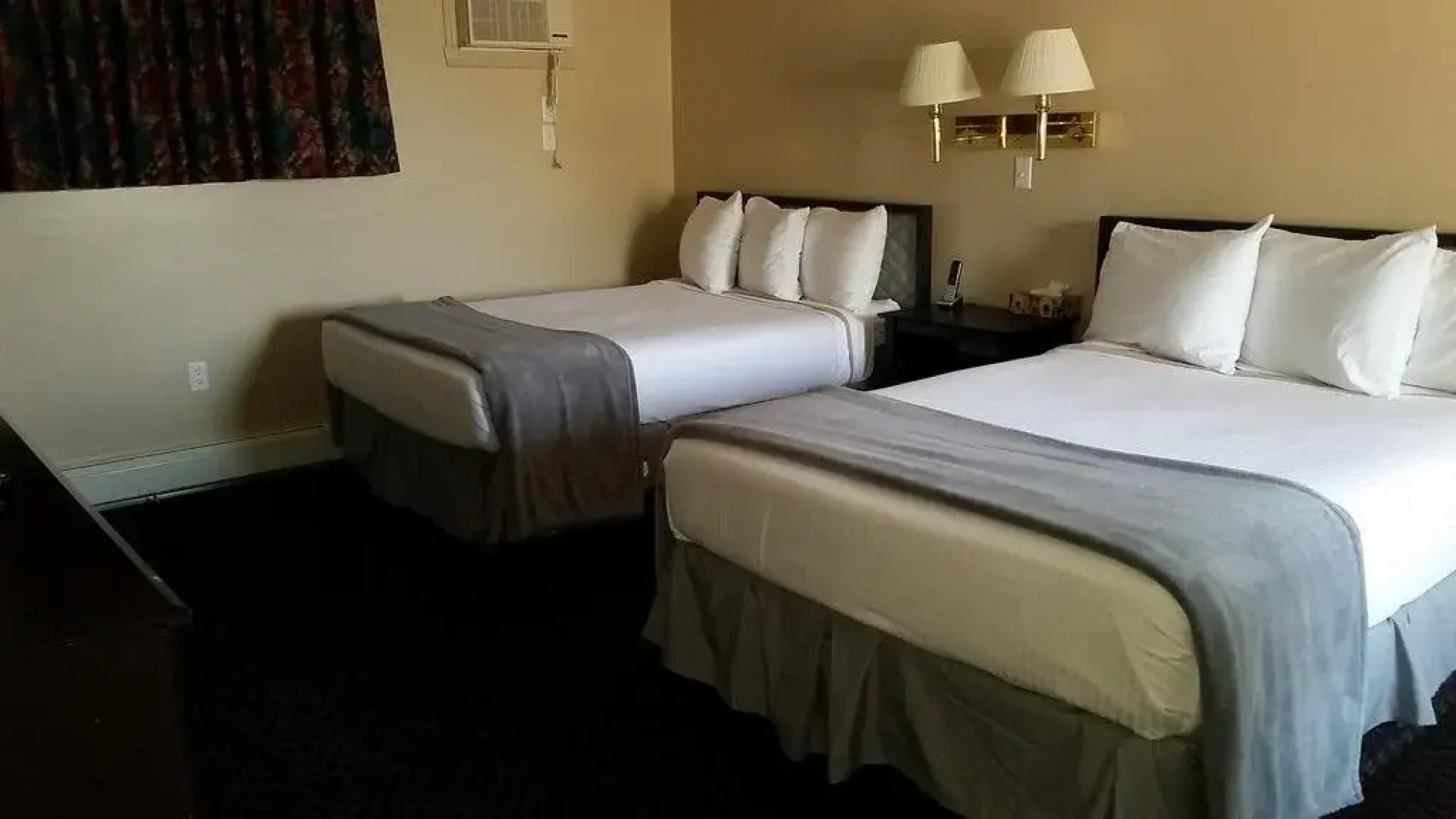 Middleton Motel & Suites