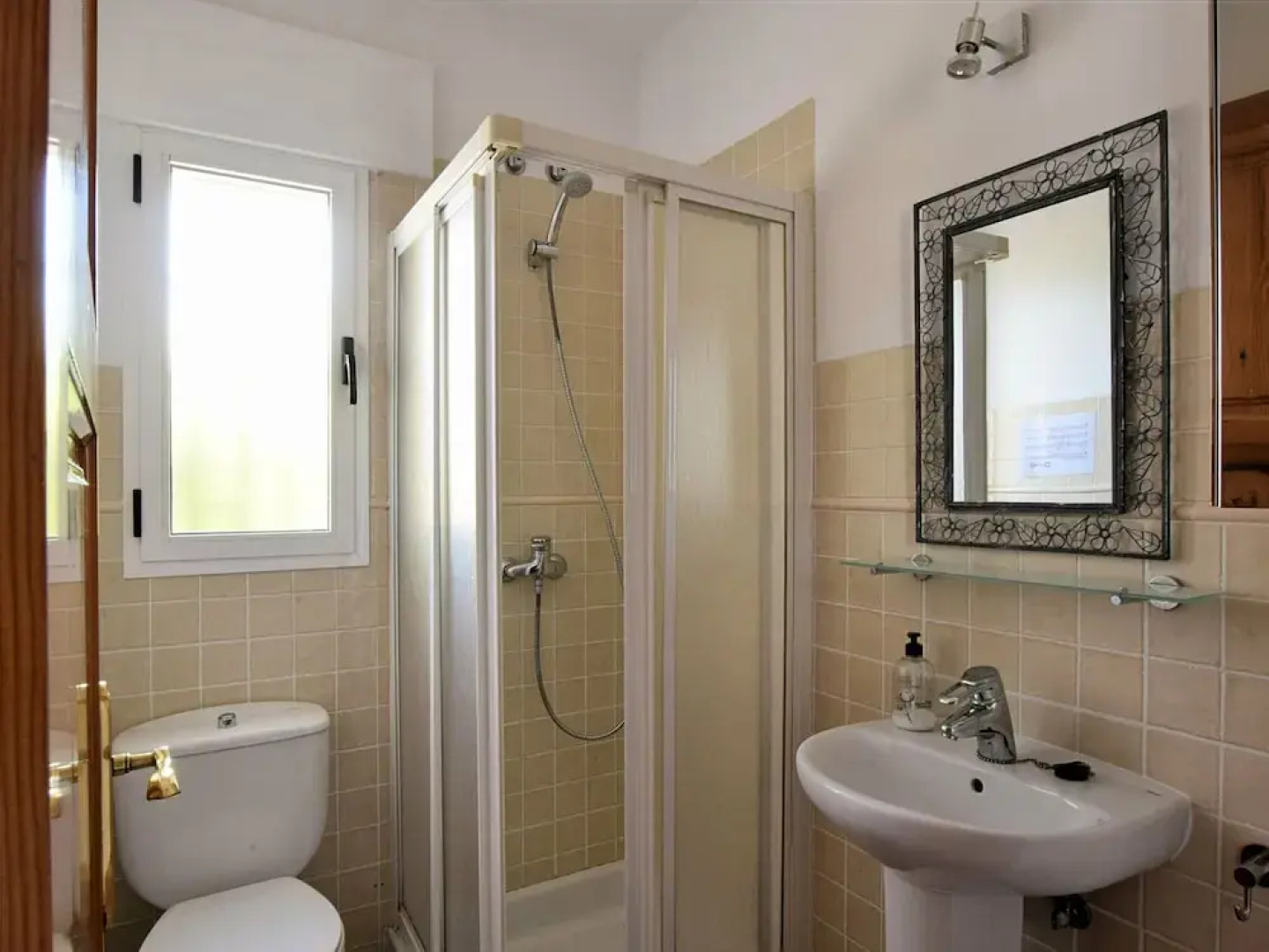 Gorgeous Villa in Sayalonga Costa del Sol with Swimming Pool