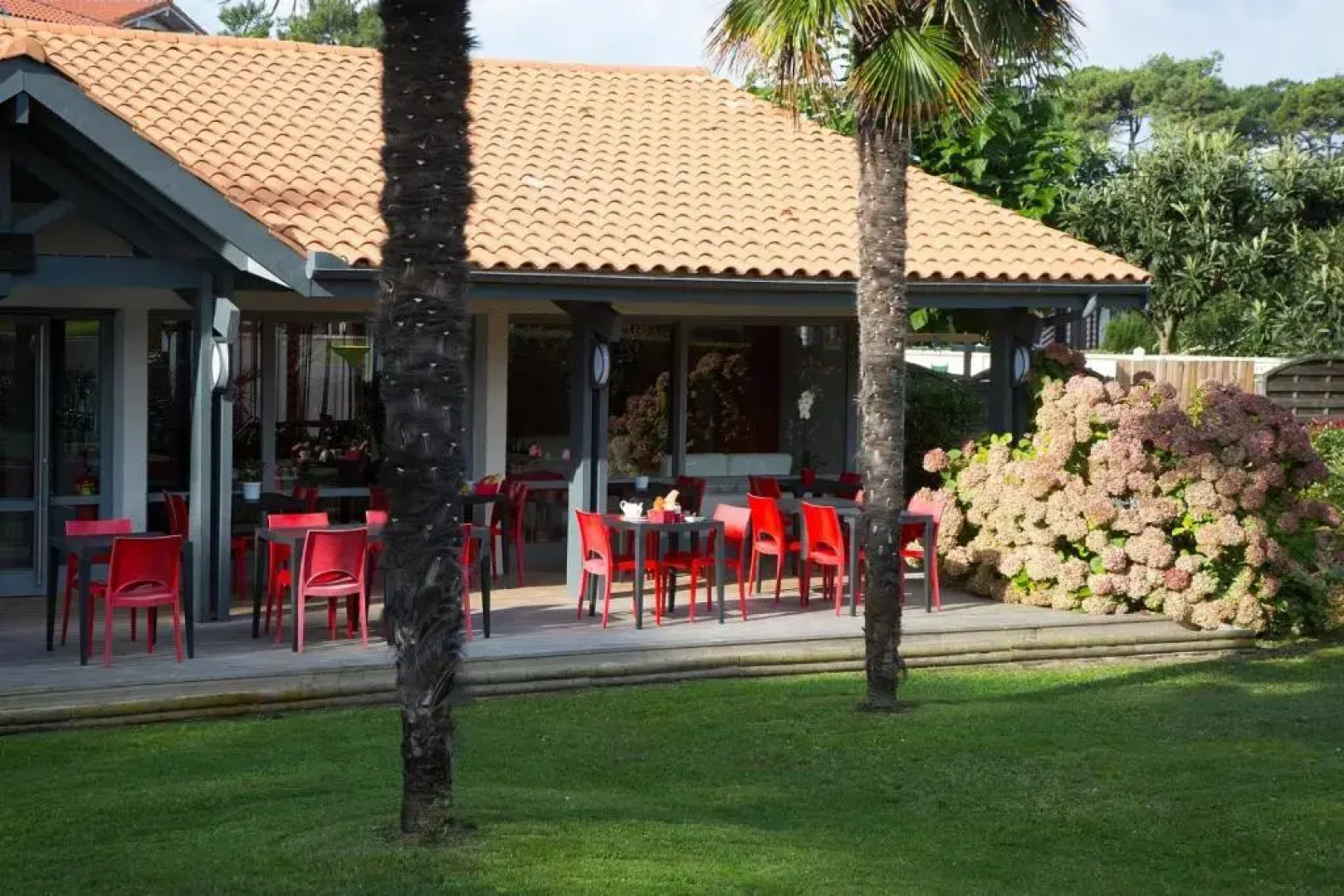 Hotel les jardins de l'océan (climatisé)