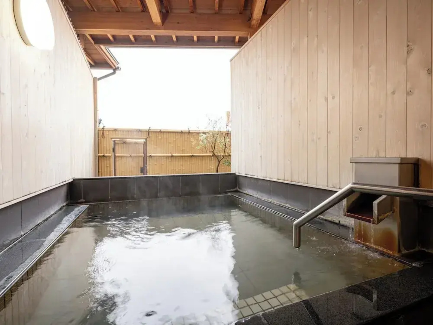 Shiozaki Onsen Awajishima kaijyo Hotel