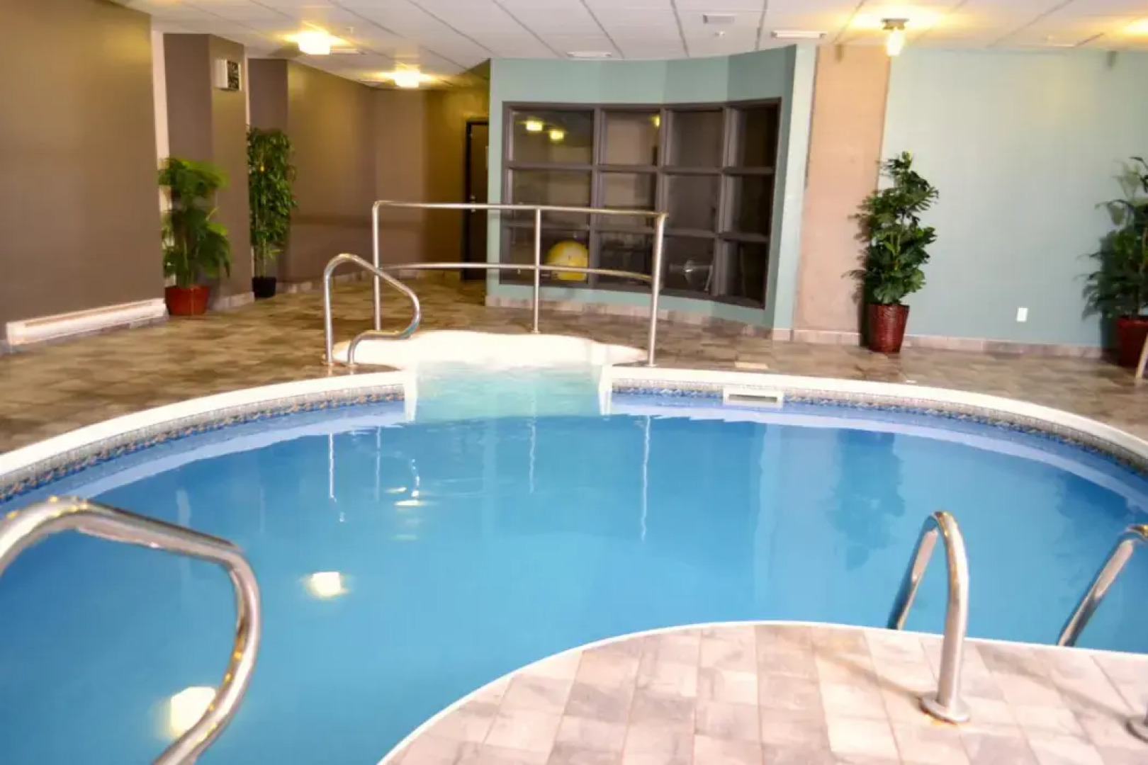 Grand Times Hotel Quebec City Airport