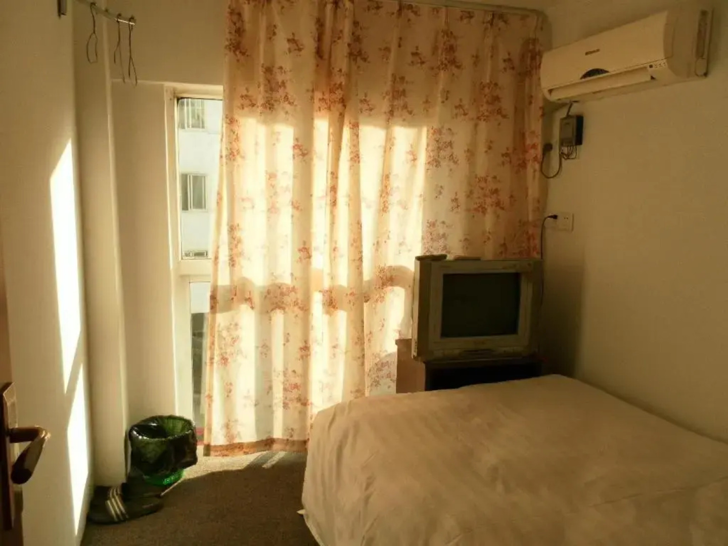 Mr. Chen's Home Apartment