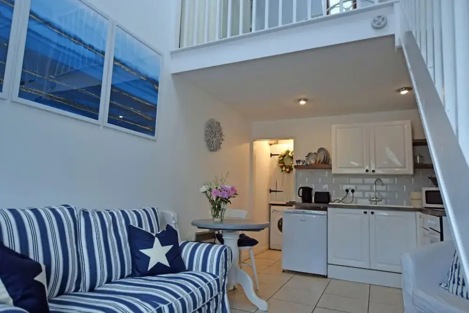 Charming 1-bed Cottage in Pembroke Close to Castle