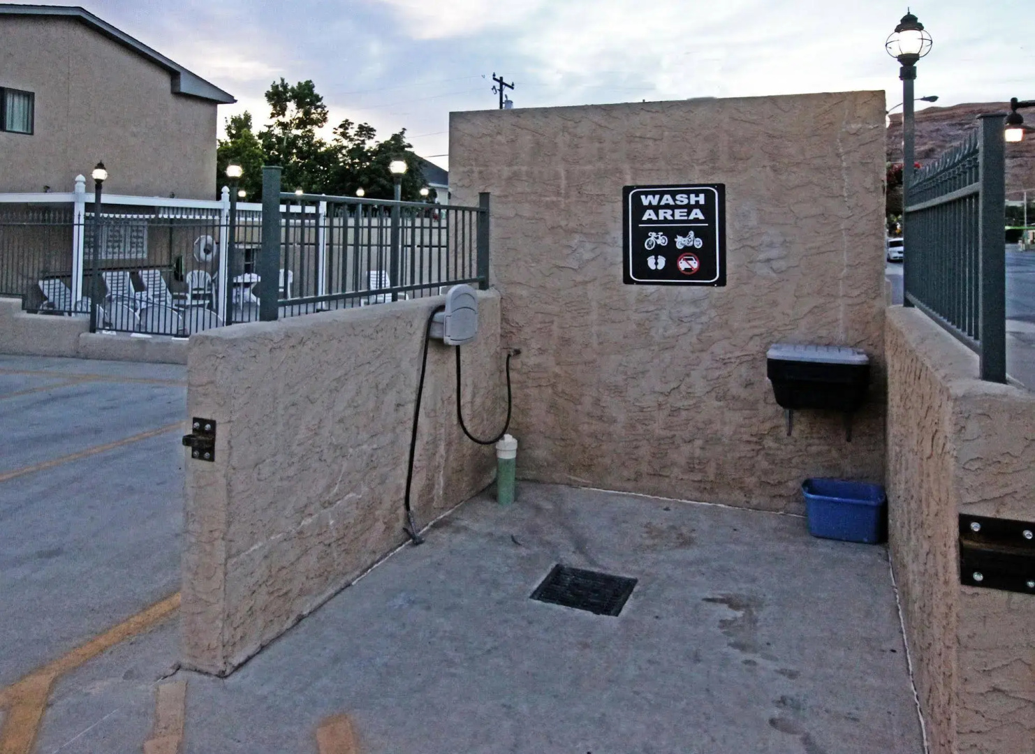 Bowen Motel