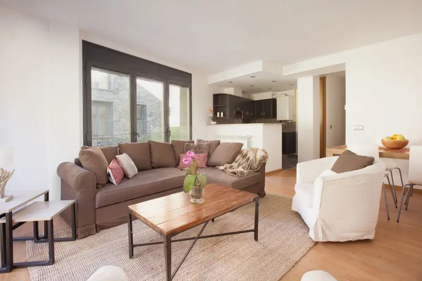 Ransol Mountain Suites