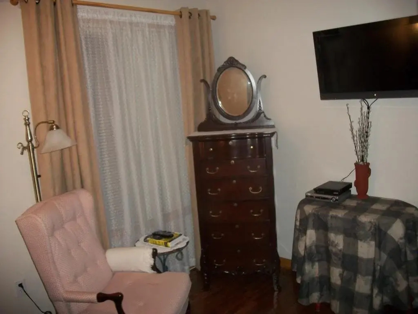 Sals Bed and Breakfast by the Sea