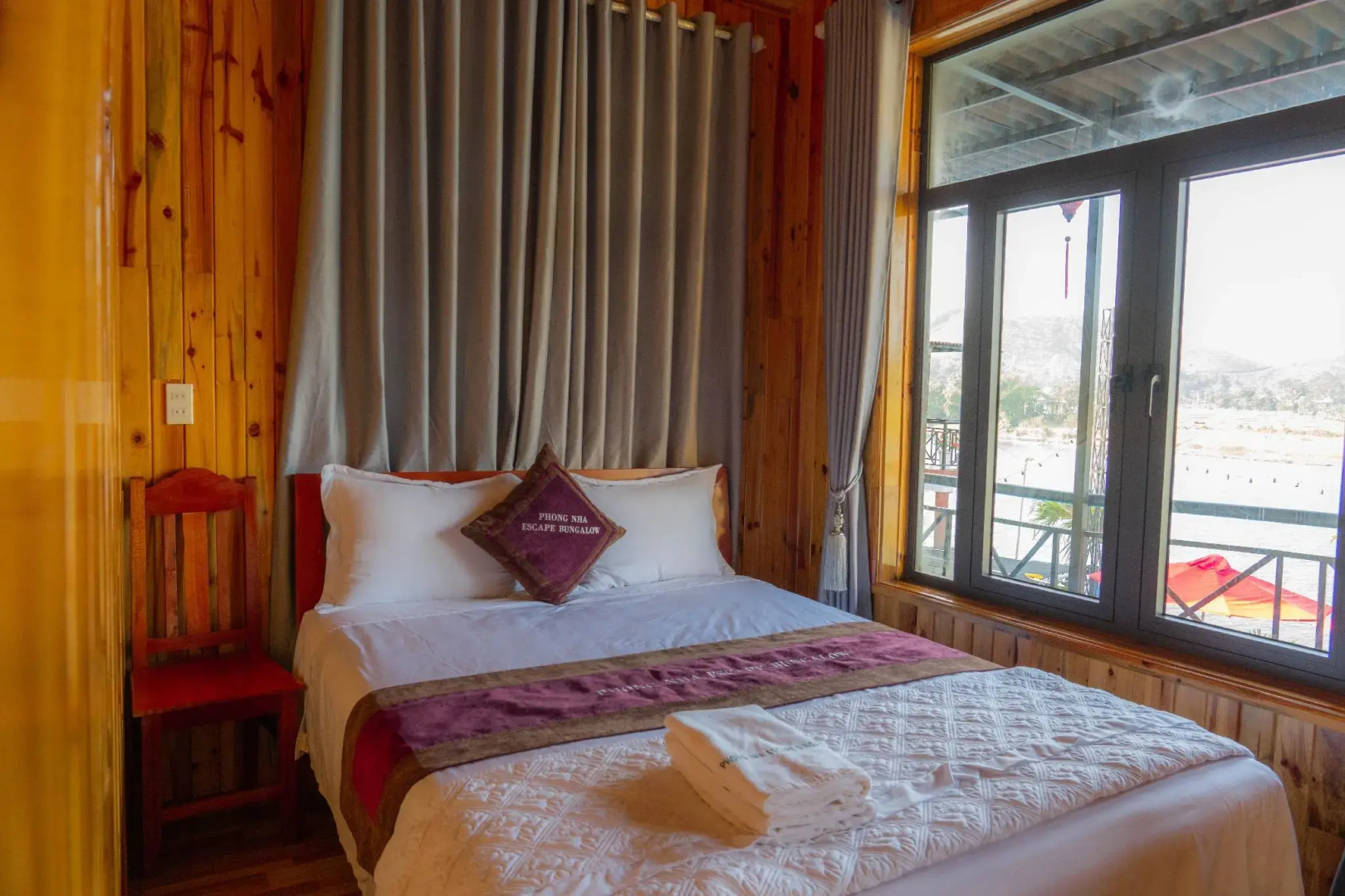 Phong Nha Hillside View Bungalow