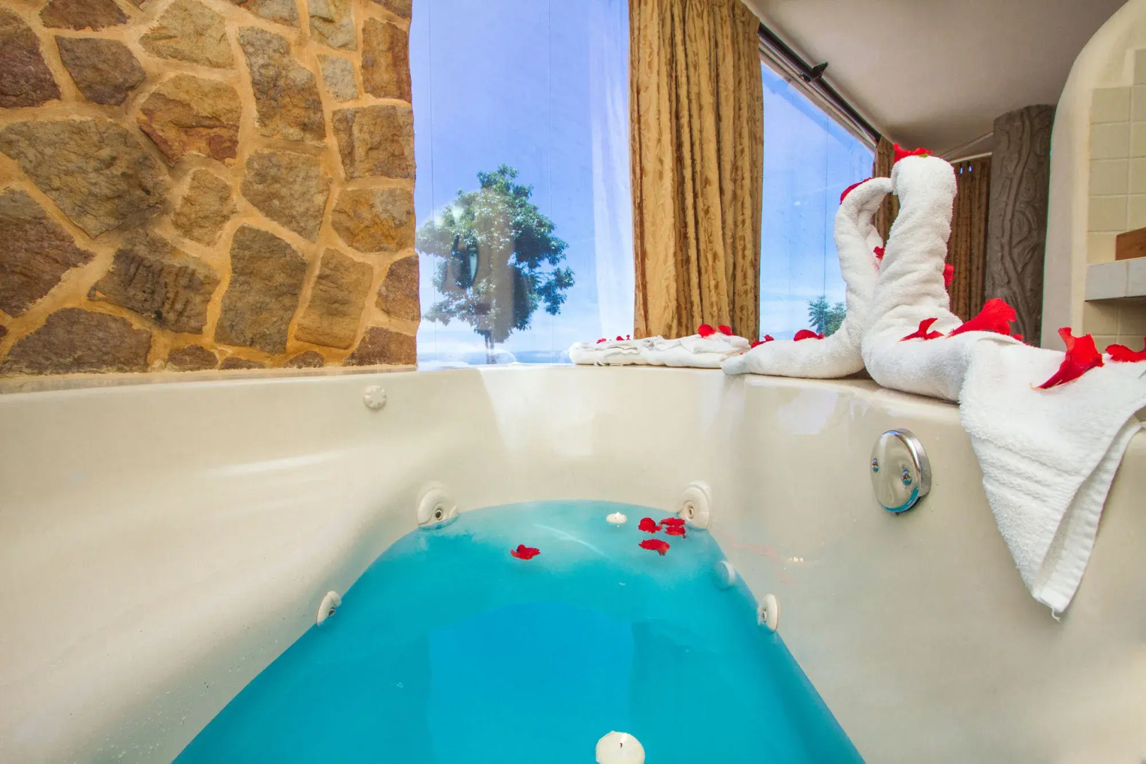 Issimo Suites Boutique Hotel & Spa - Adults Only