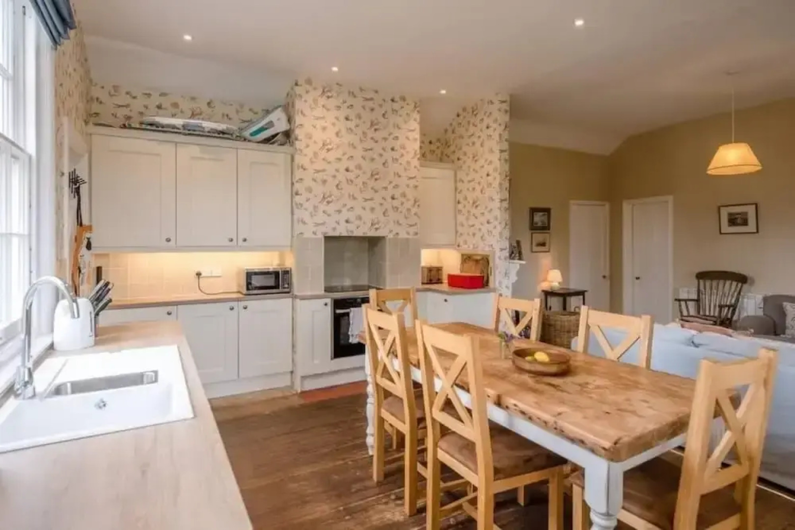 3 Shellpit Cottages, Thorpeness