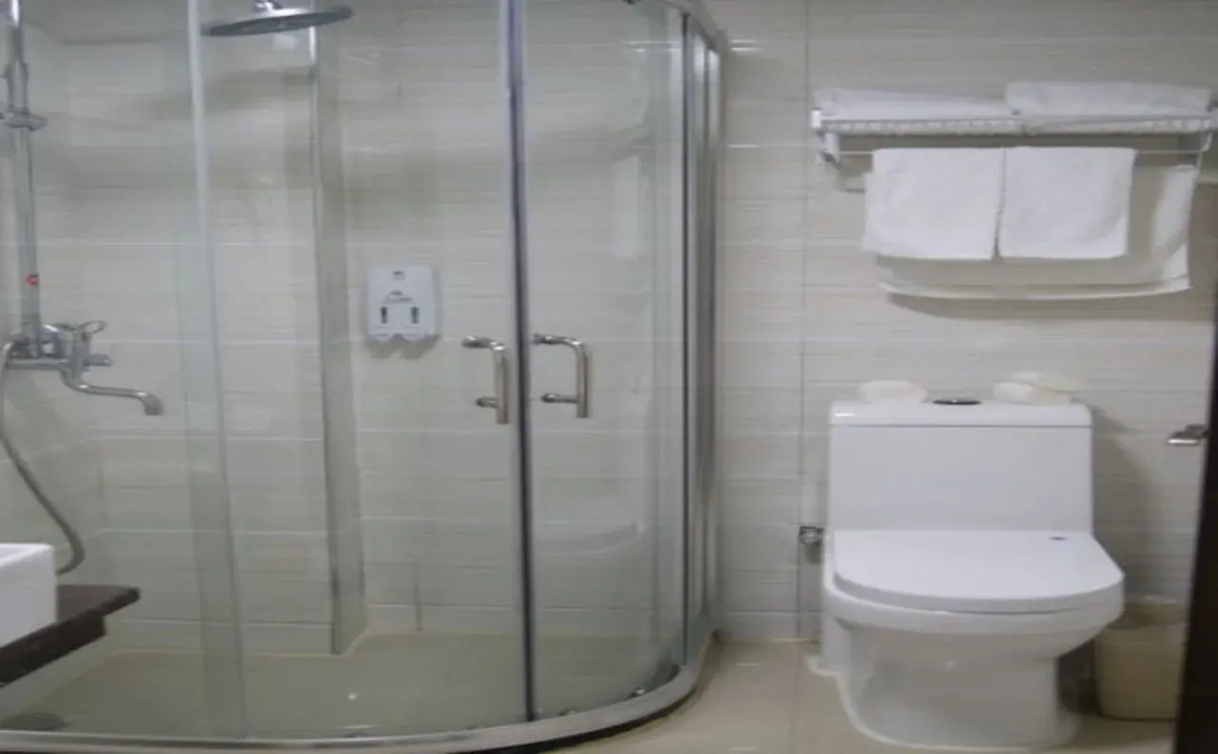 GreenTree Inn Jiangxi Xinyu Railway Station Square Express Hotel