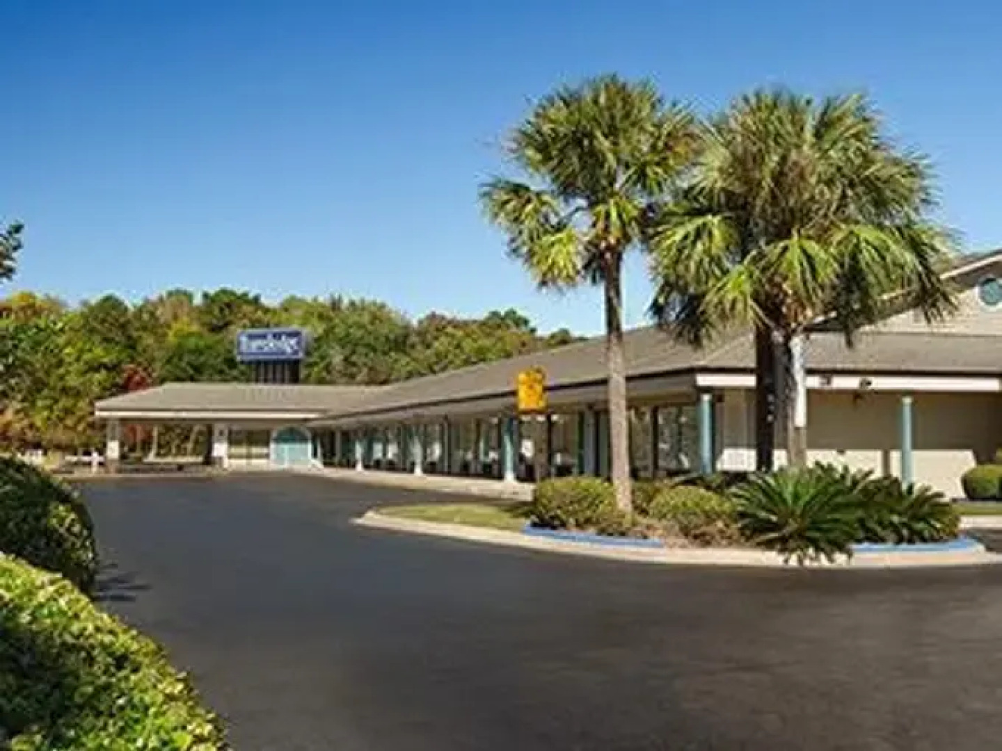 Knights Inn Hinesville