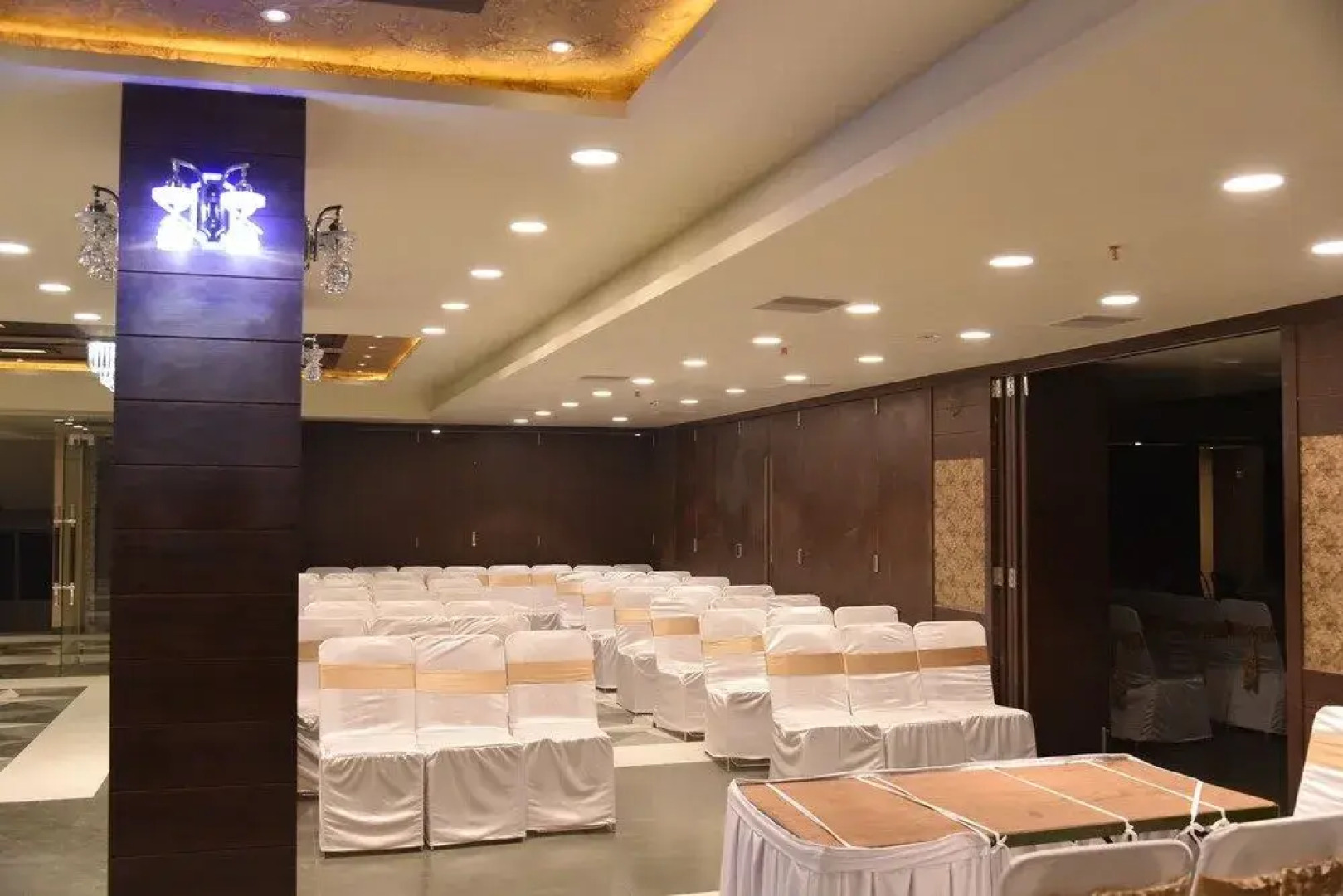 HOTEL MAMTA INTERNATIONAL , BIHARSHARIF - Nalanda- Bihar