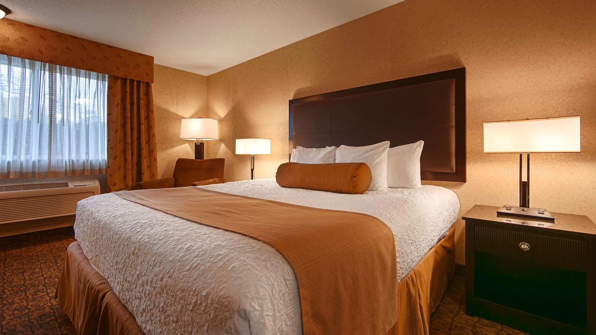 Lloyd Hotel Astoria Bayfront, an Ascend Collection Hotel