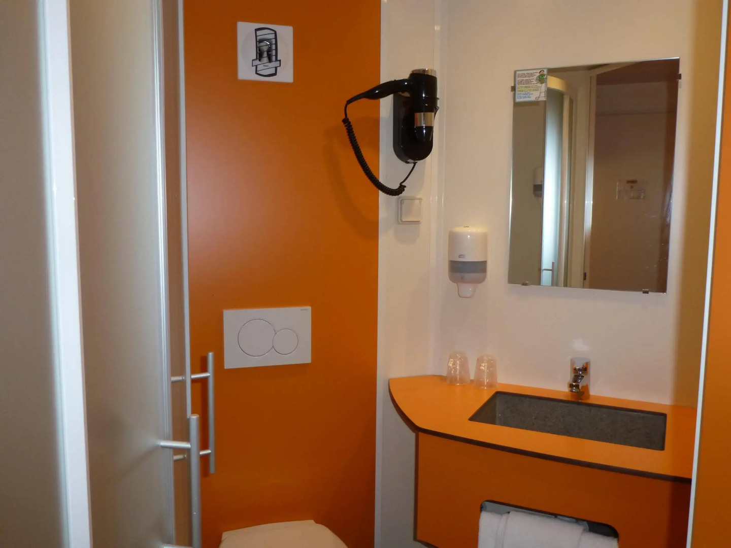 initial by balladins Bordeaux / Eysines