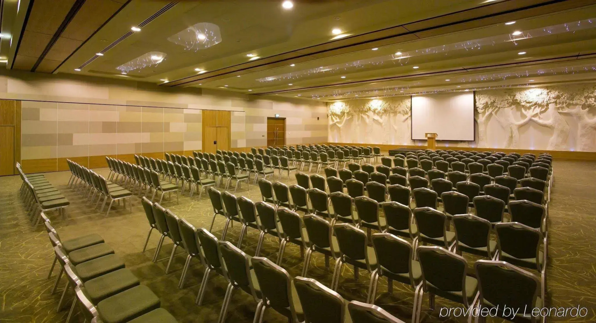 Holiday Inn Express Hotel Dublin Airport by IHG