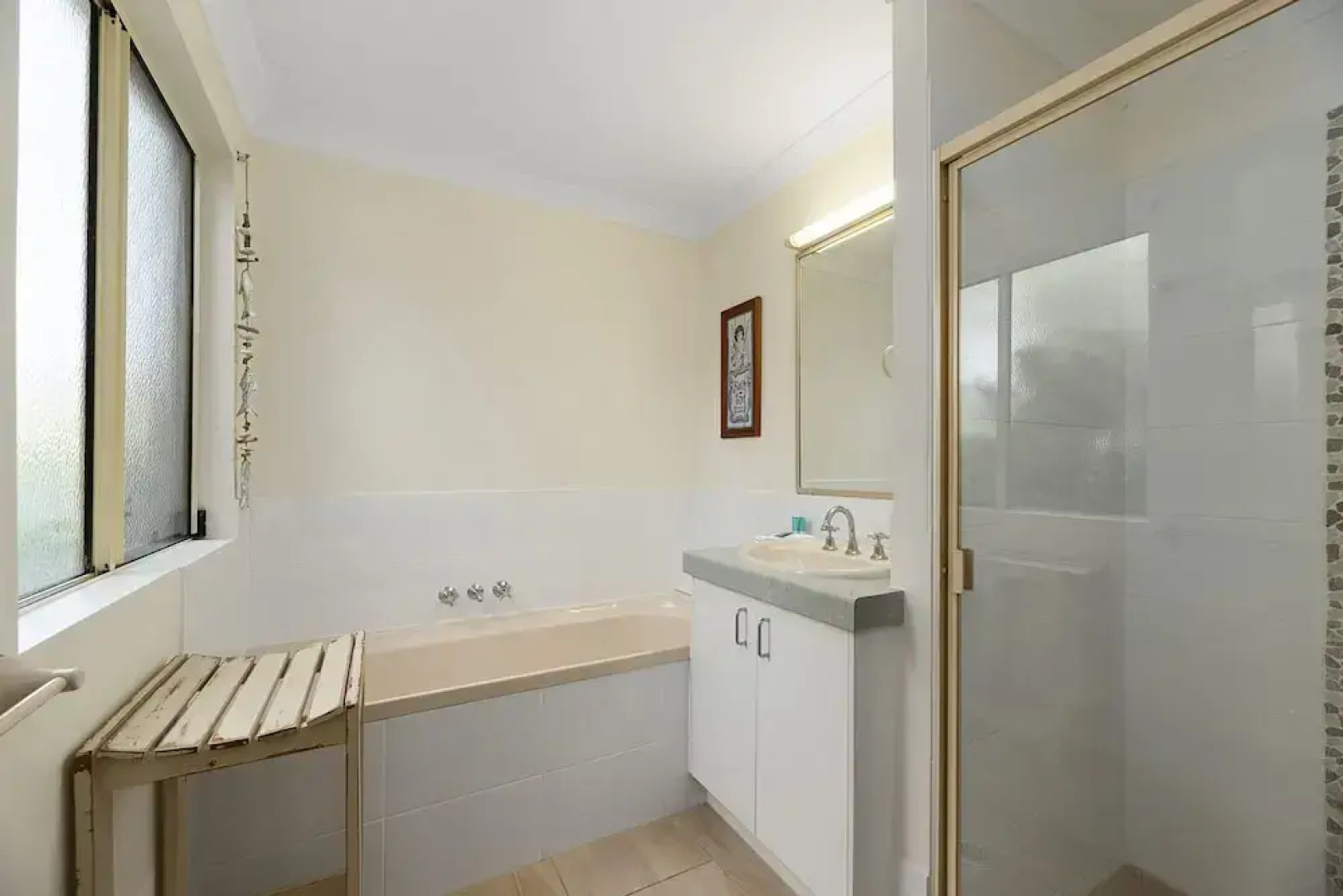 Fabulous Pet Friendly Family Home - 3 Carribean Court