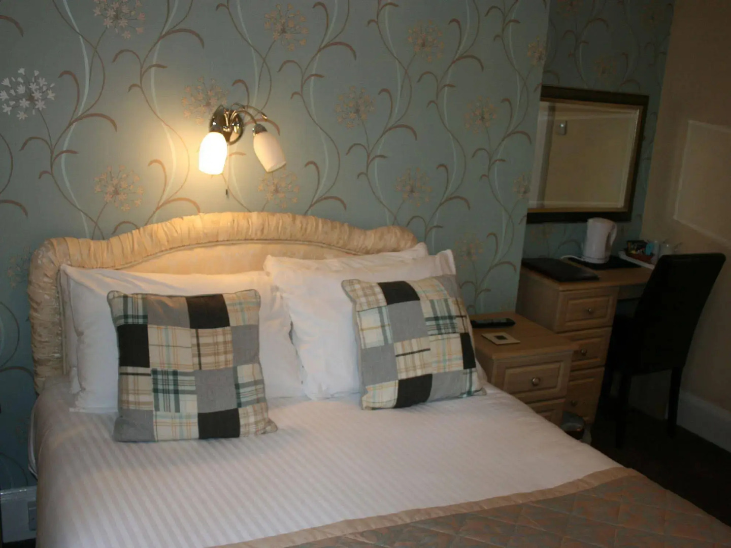 The Robin Hill Hotel