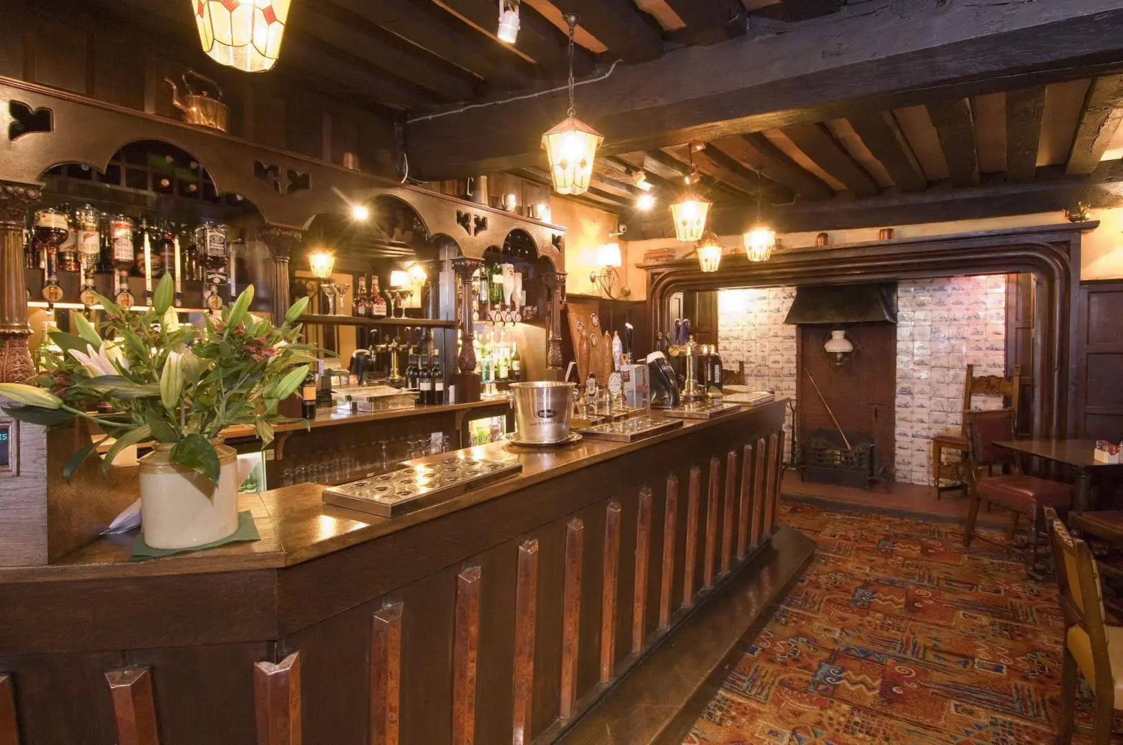 George & Pilgrims Hotel