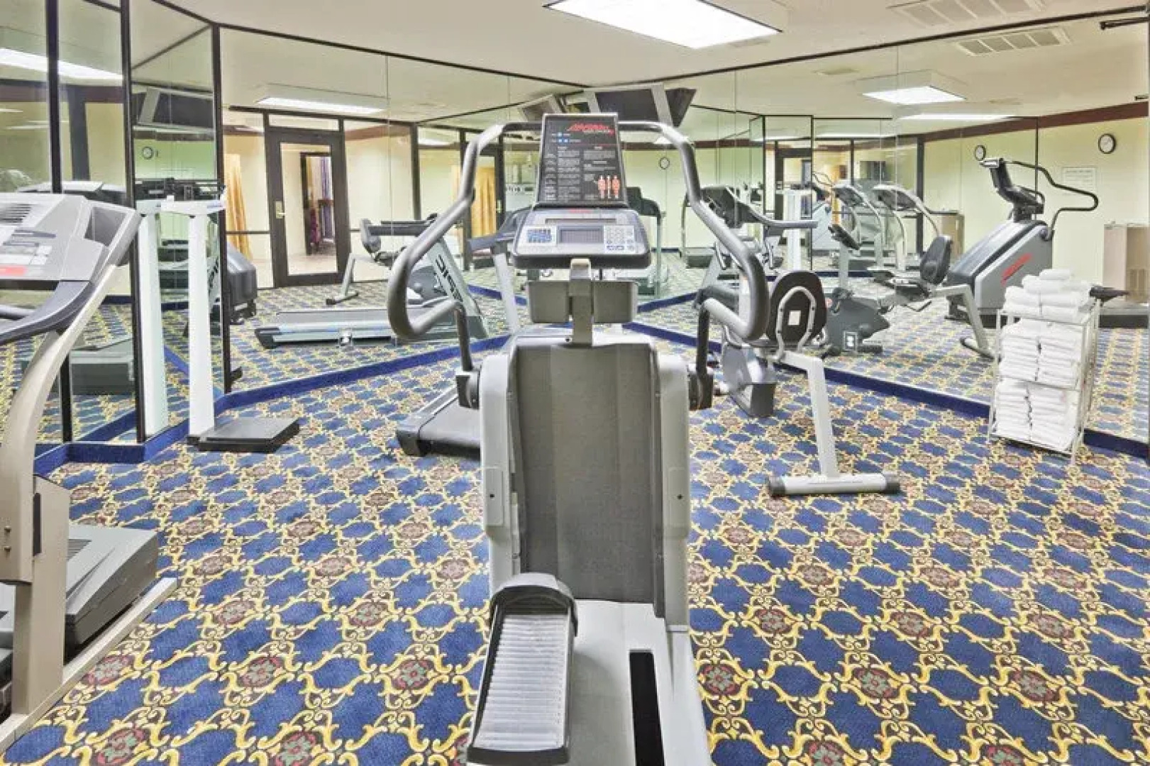 Days Inn & Suites By Wyndham Tahlequah