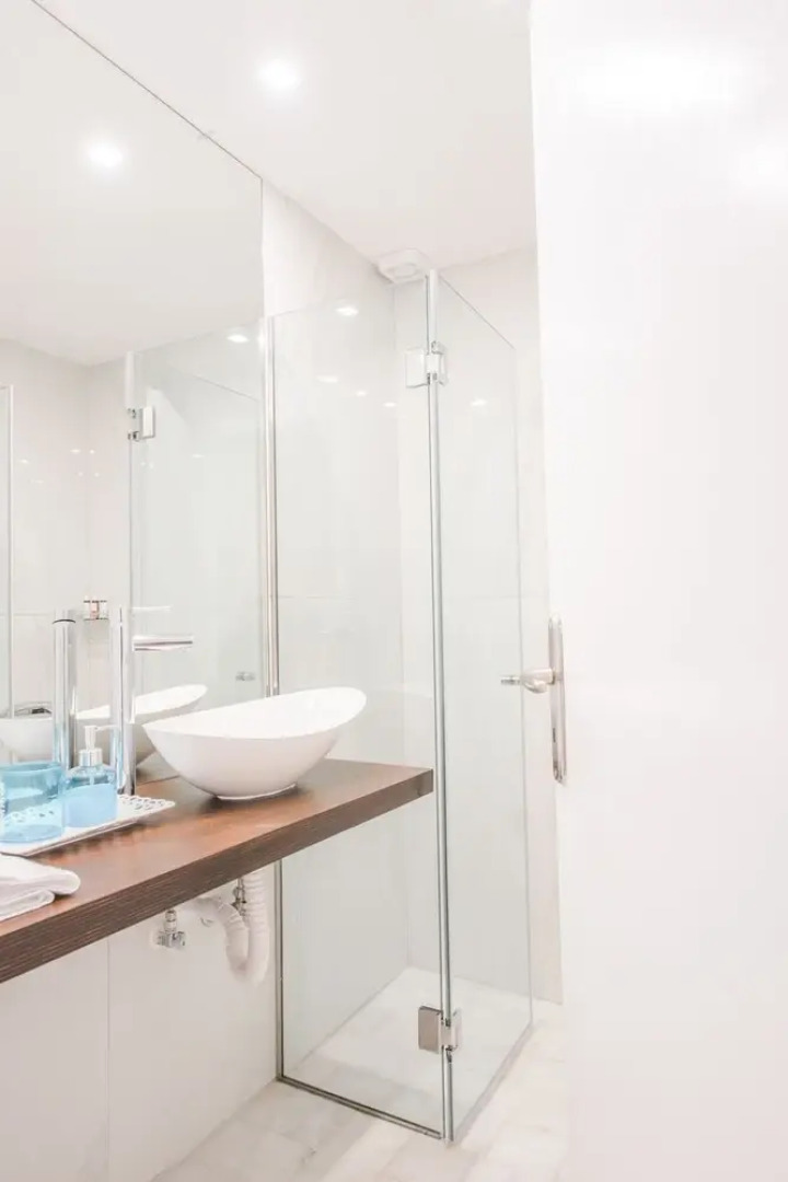 Poseidon's White Villa I