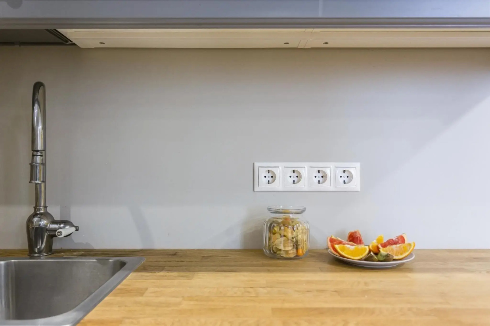 Moment House (Момент Хаус) на улице Большая Воскресенская