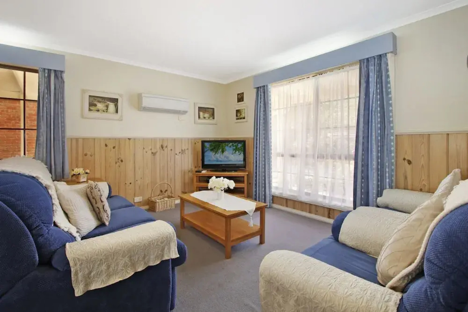 Oak Cottage - Tudor Village Unit 5