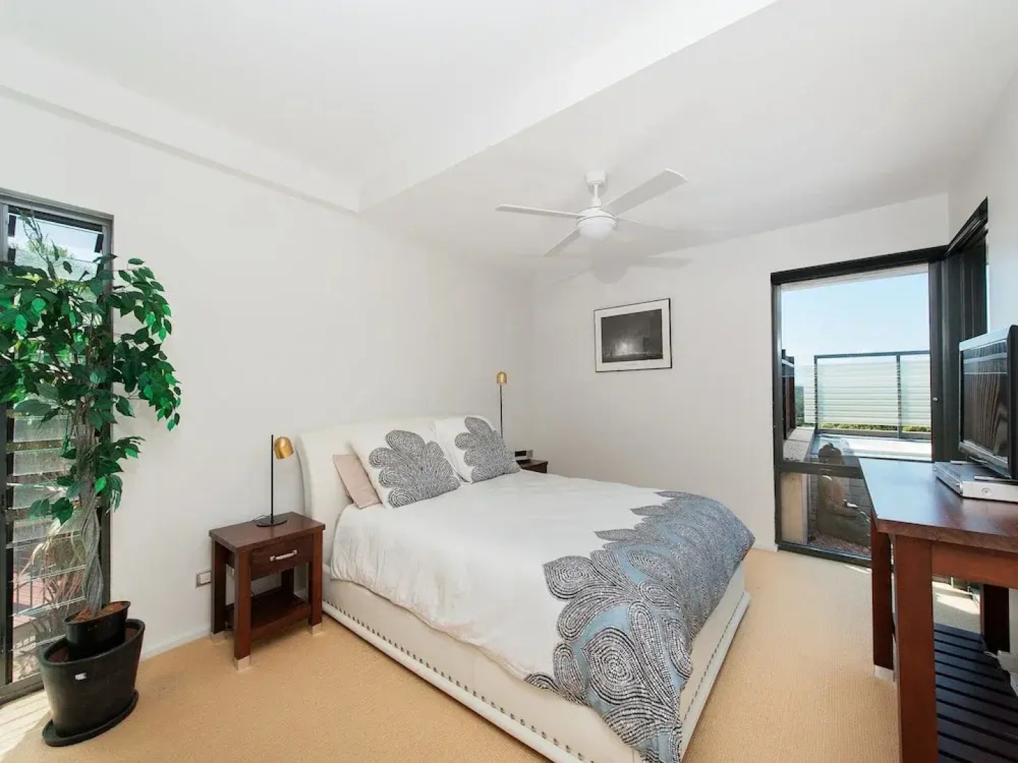 One Mile Ridge, 23/26 One Mile Close