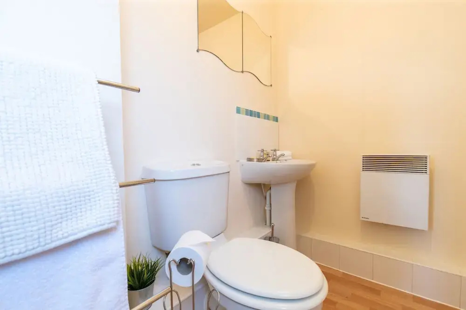 Velvet 2-bed Apartment Stewart Place - Ware