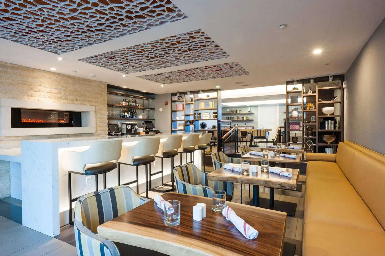 Hotel Indigo Napa Valley by IHG