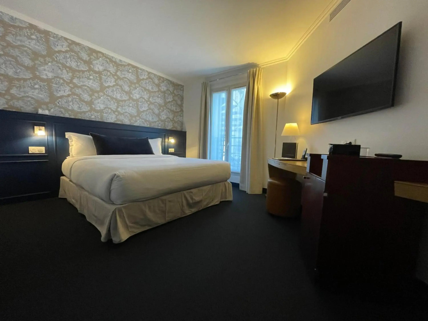 Best Western Rives de Paris La Defense