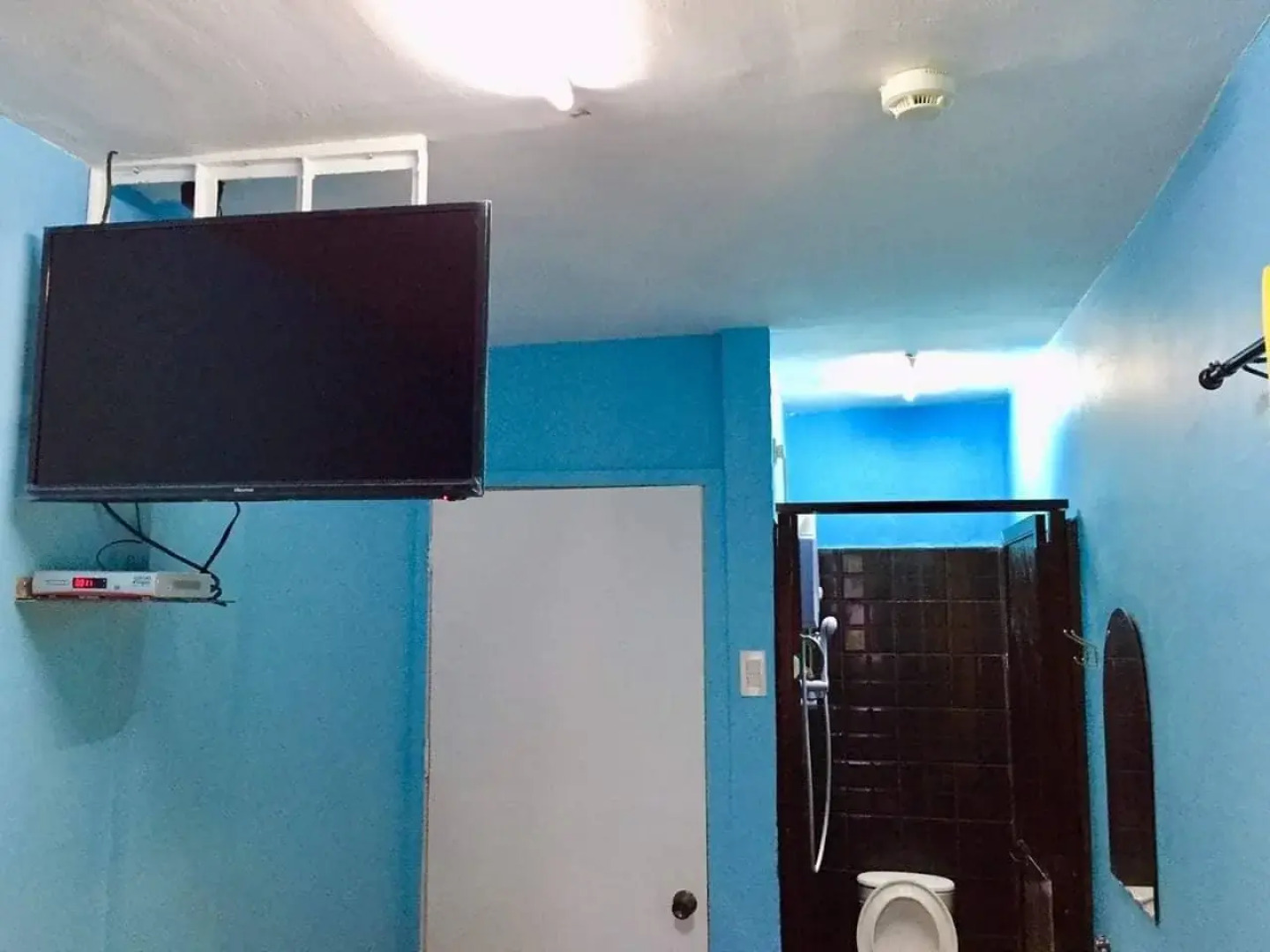 Gum Leaves Hotel and Restaurant