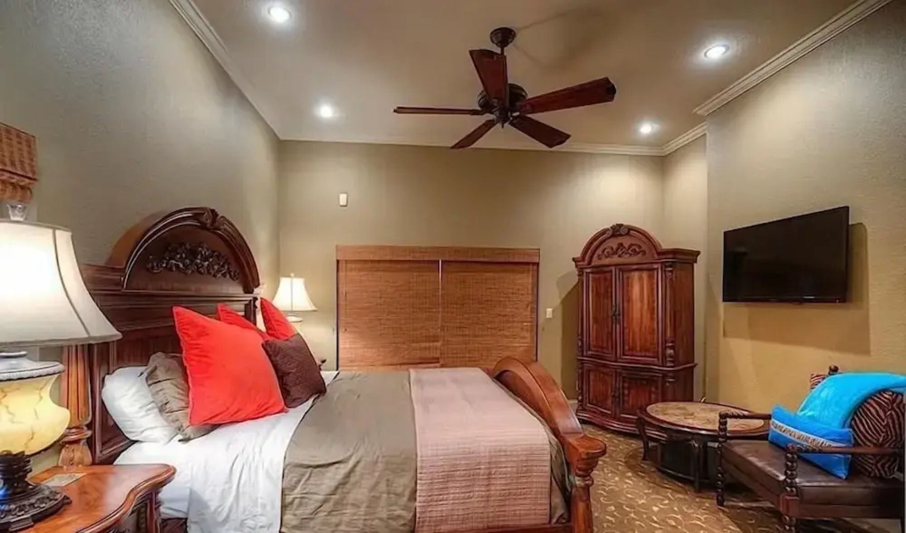 Continental Gardens By Signature Vacation Rentals