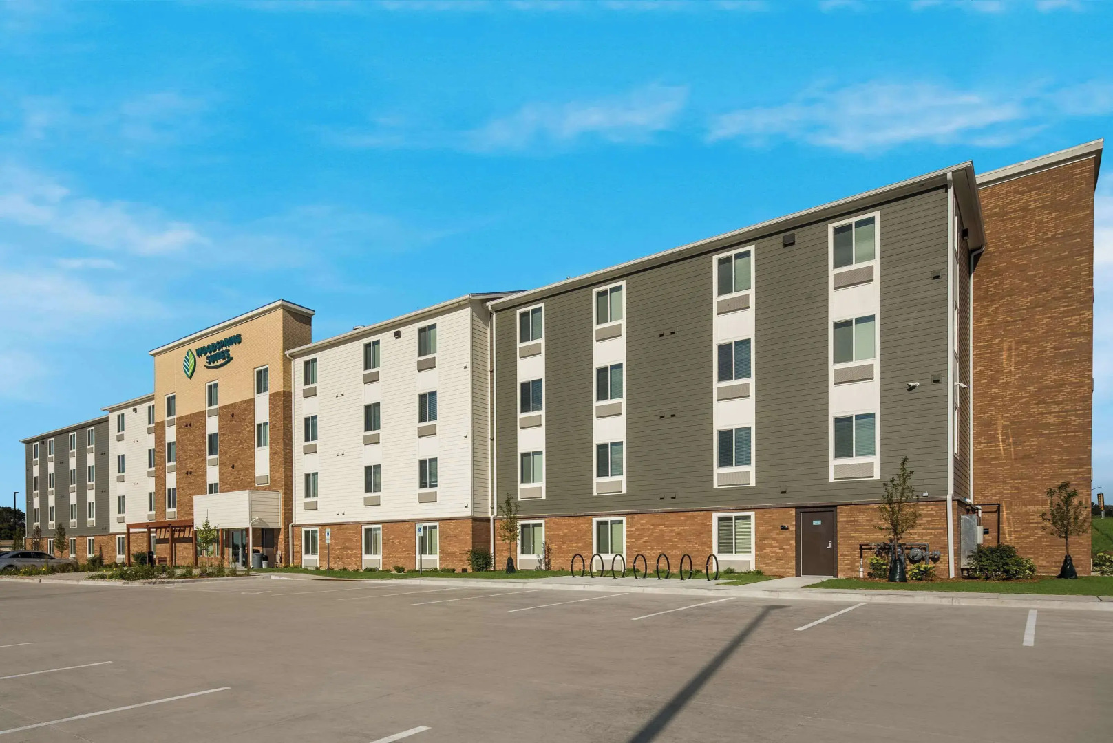 Woodspring Suites Milwaukee - Menomonee Falls