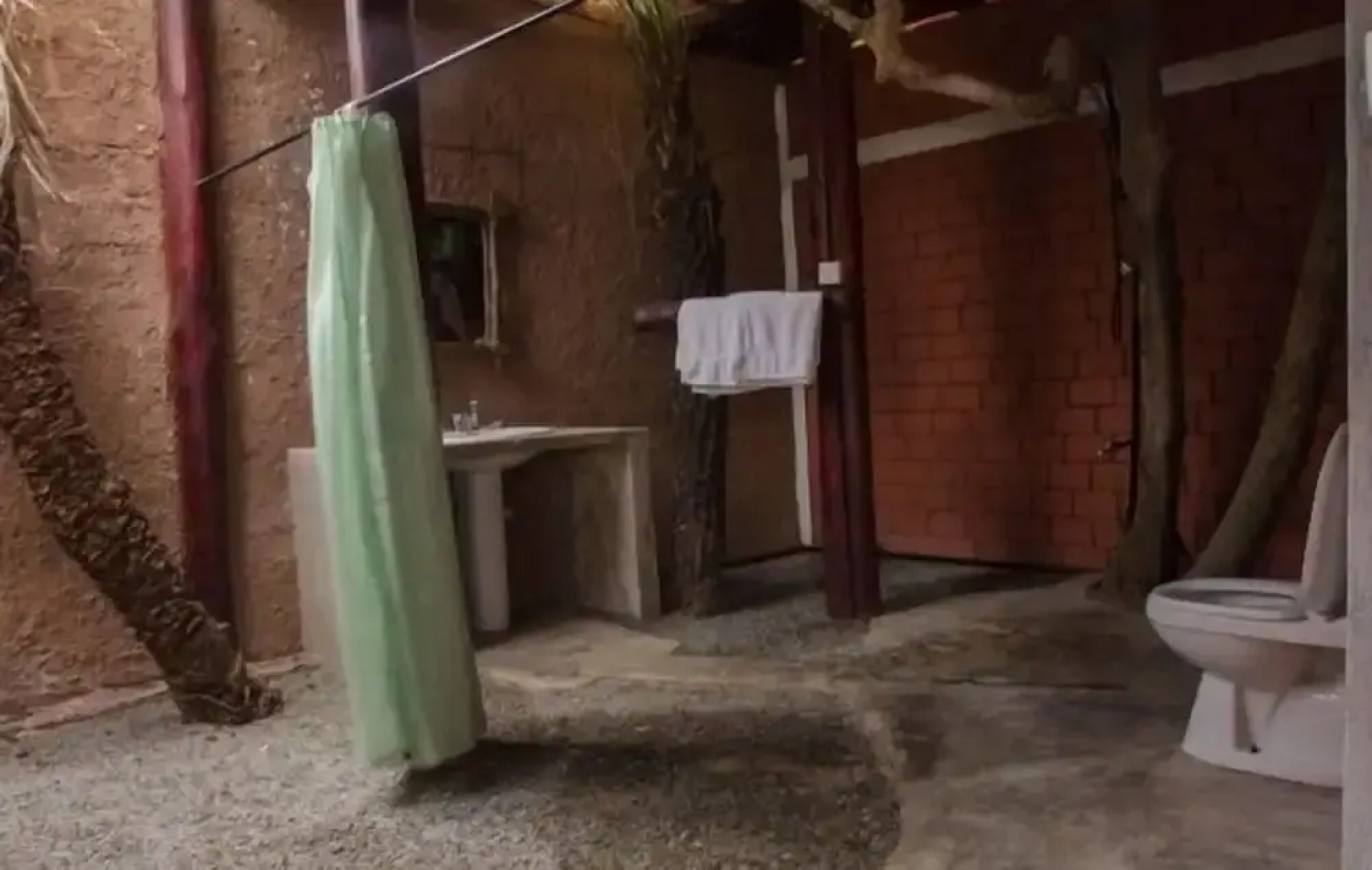 Wella Simbina Rella Kalpitiya