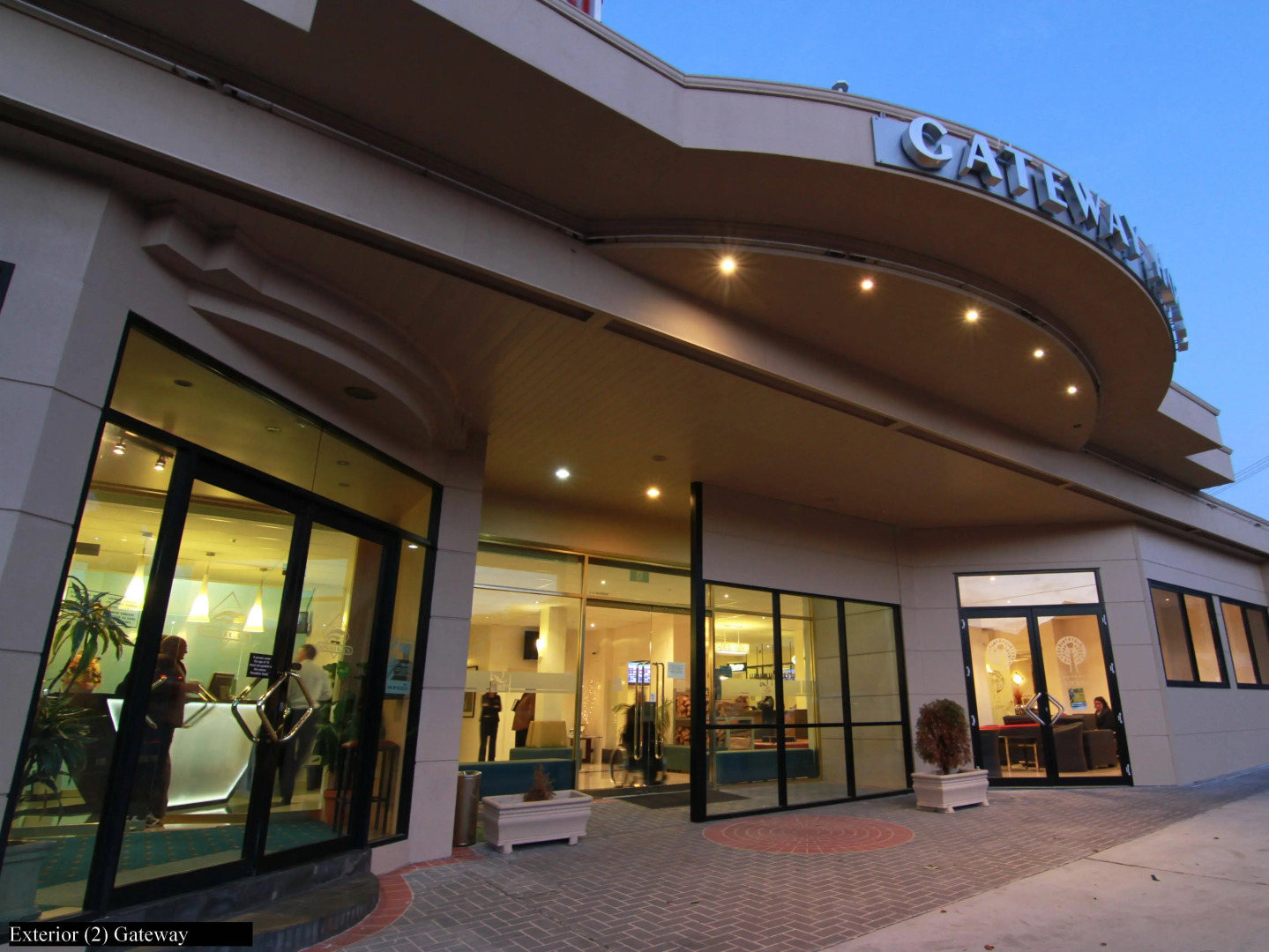 Nightelier Devonport Gateway Hotel