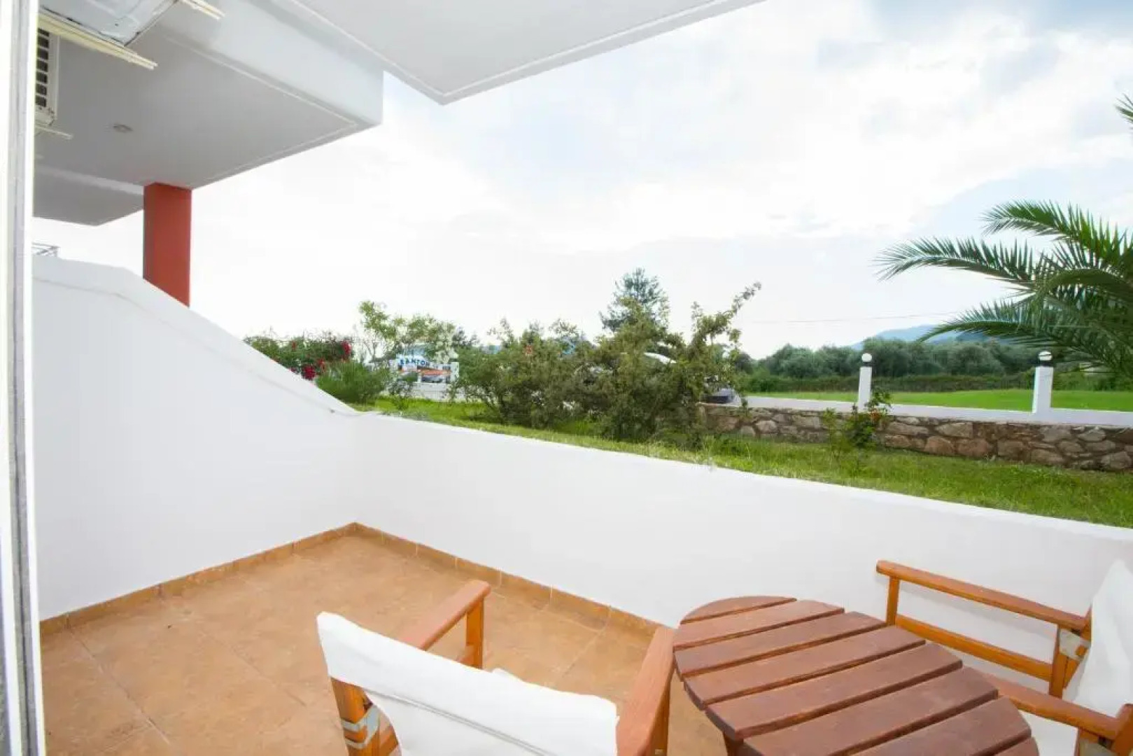 Отель Maranton Beach