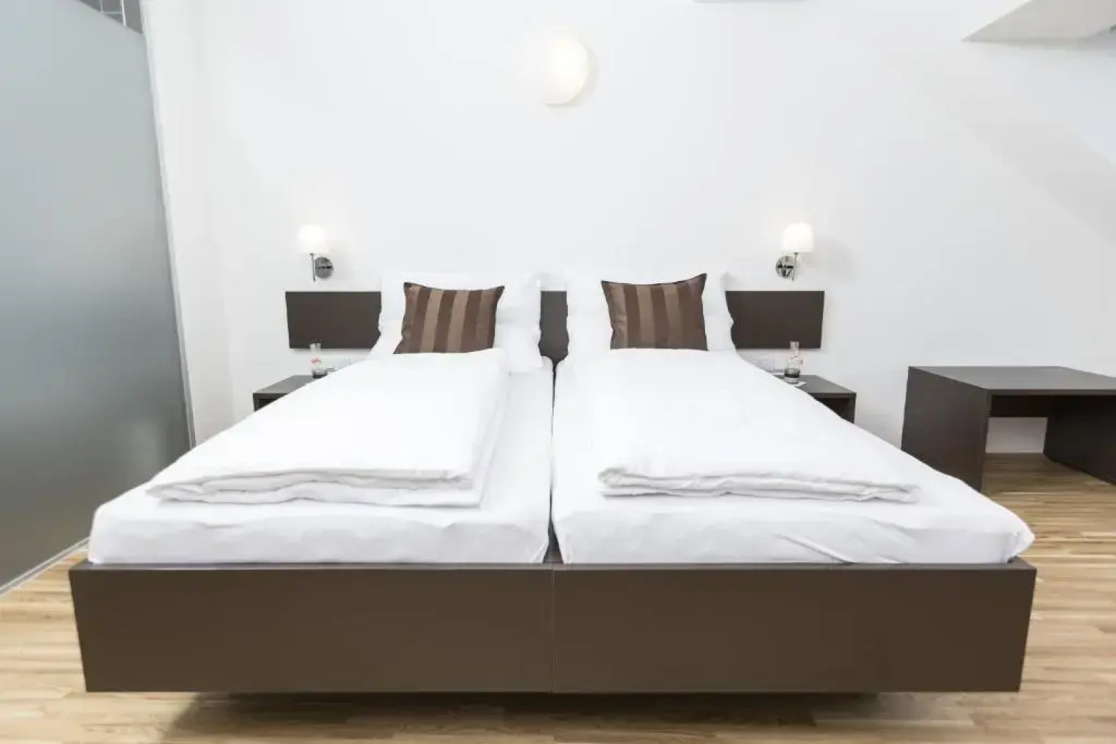 Gästezimmer by Jöchlinger