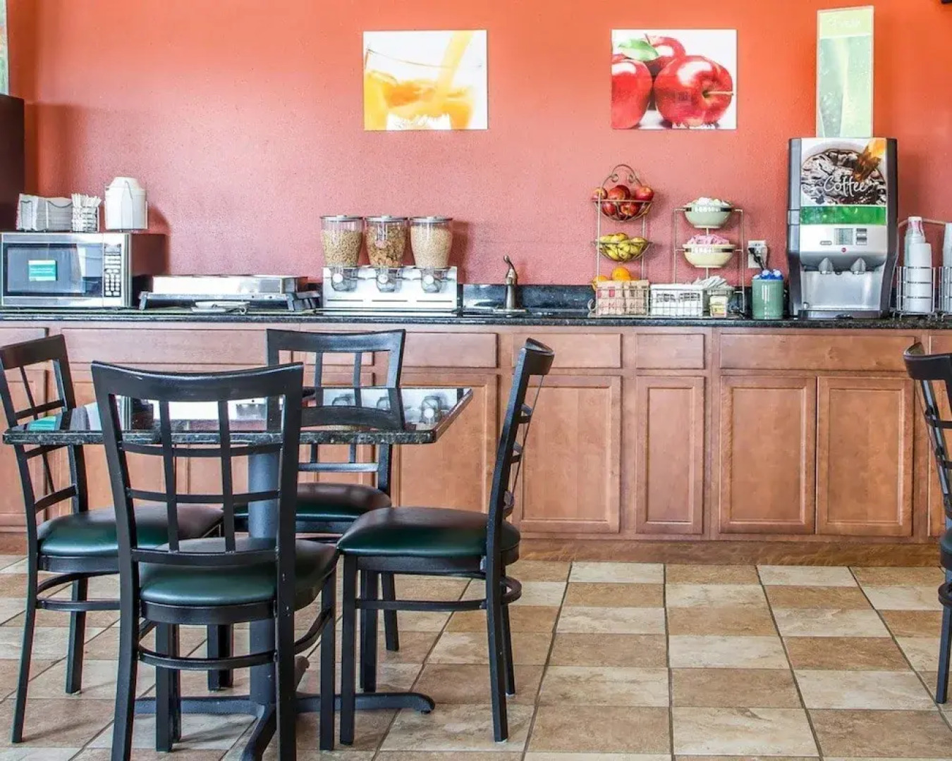 Quality Inn Morton At I-74