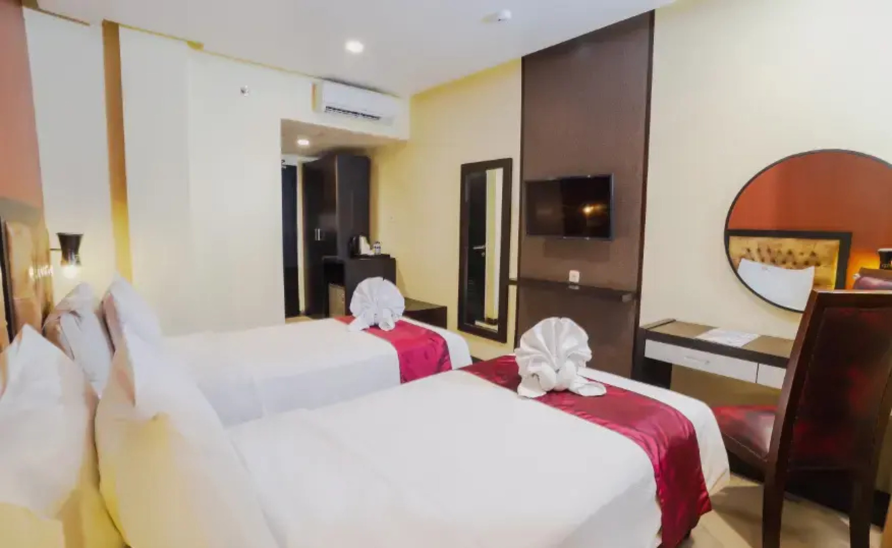 Parkside Star Hotel Waena