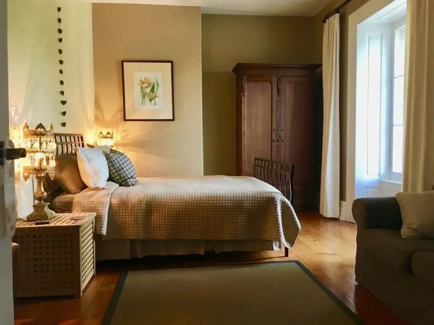 Denaut Mansion Country Inn