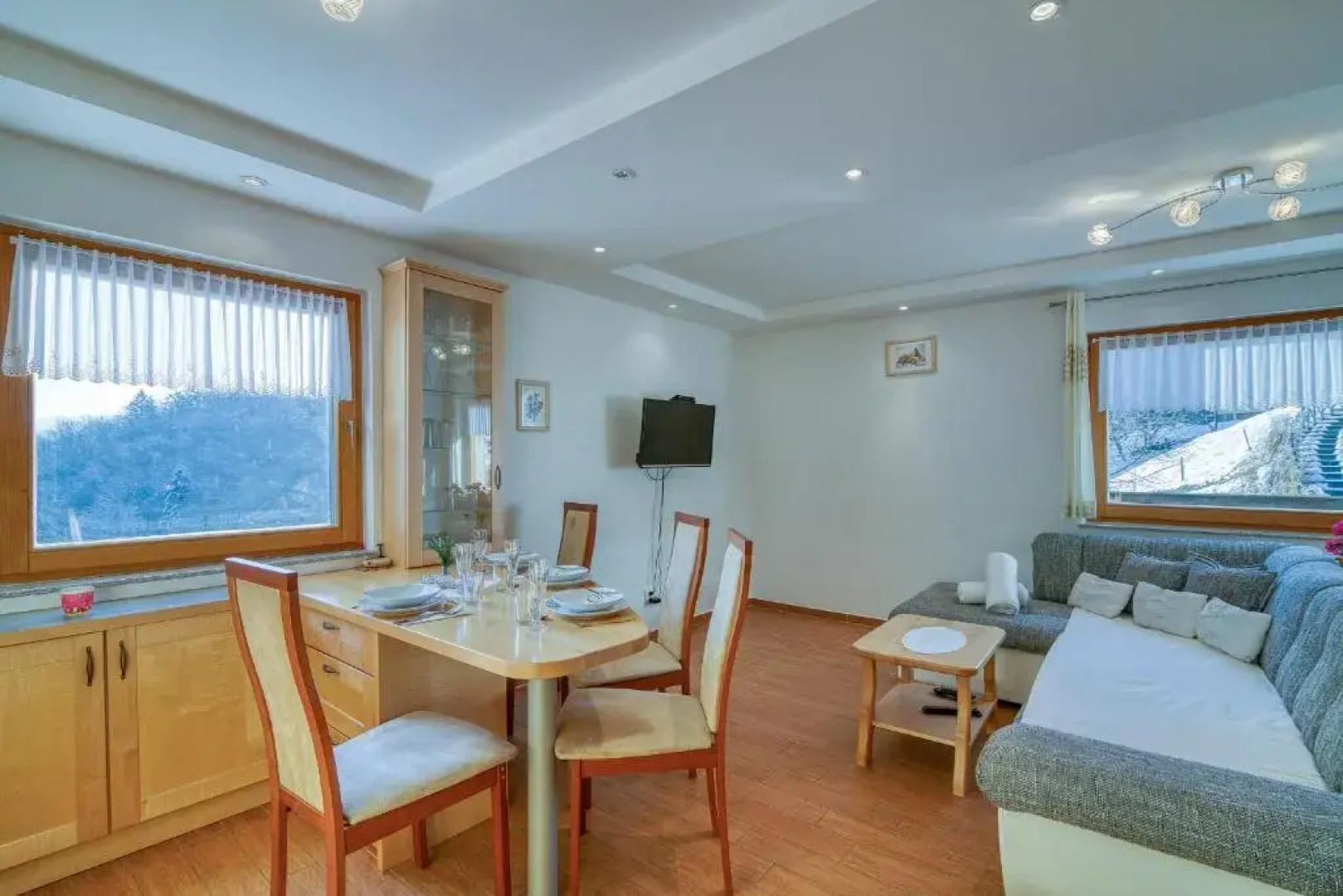 Pool Wellness Chalet Sunshine