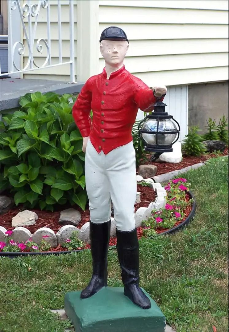 The Weathervane Motel