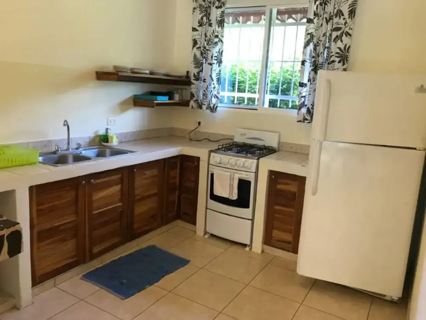 Costa Riki Apartments