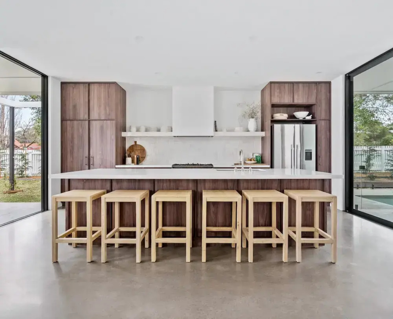 Maple Suite, Berry - by Linnaeus Collection